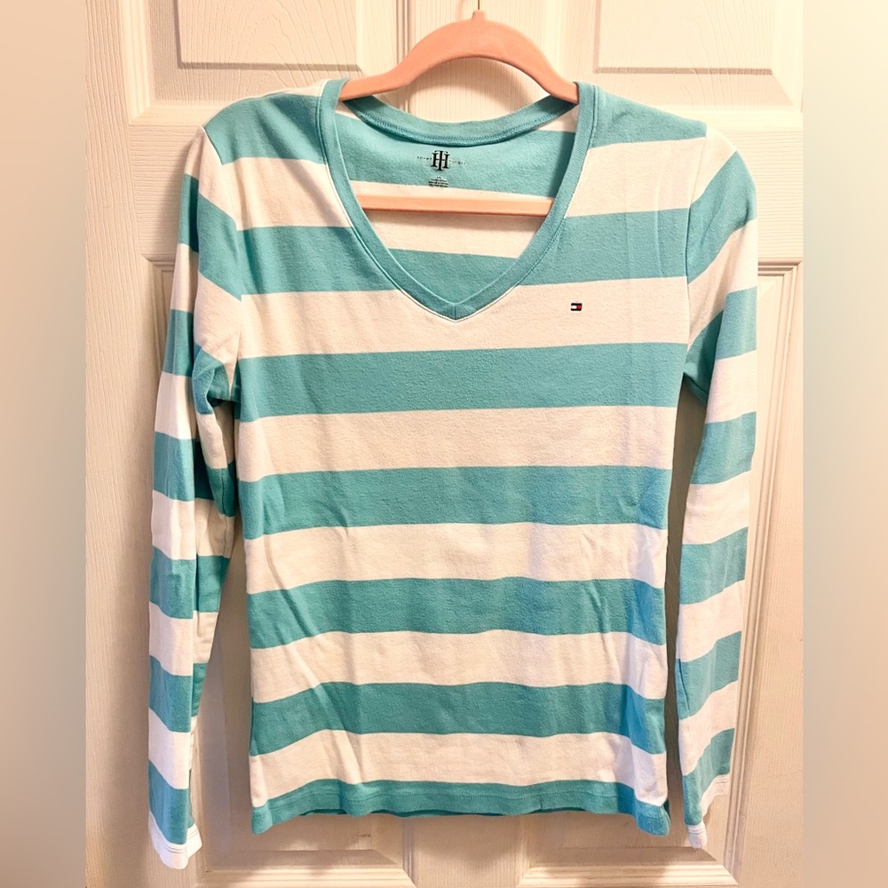 Vintage 1990’s Striped V Neck Long Sleeve Tommy Hilfiger sz Large